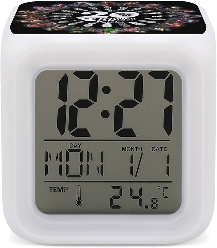 ニンテンドー・仮面ライダー置き時計 Amazon.co.jp: リズム(RHYTHM) 仮面ライダー 目覚まし時計